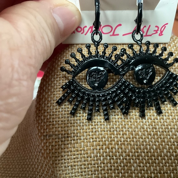 Betsy Johnson faux evil eye earring - Picture 2 of 4